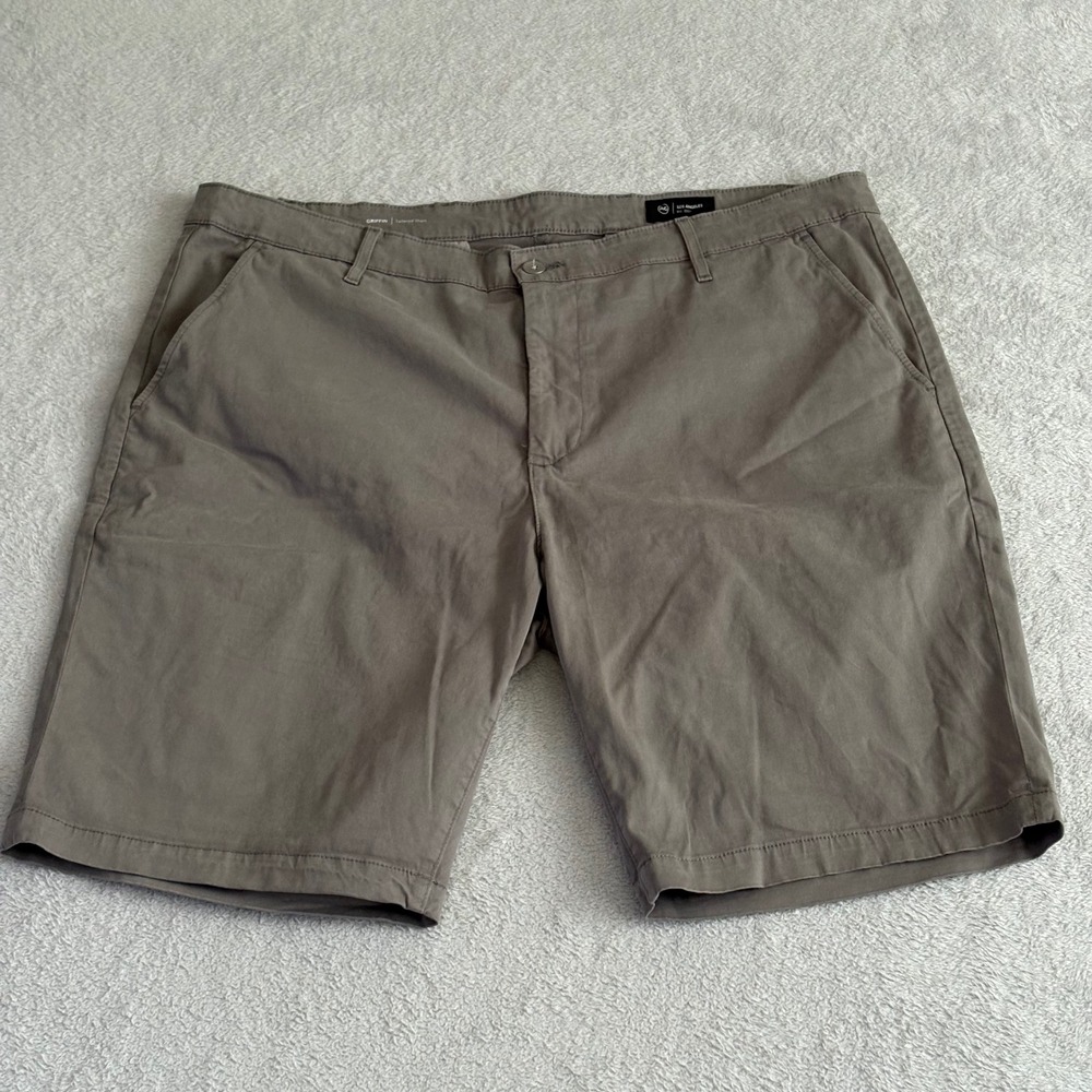 AG Adriano Goldschmied Griffin Tailored Chino Shorts Cotton Mens 42 Gray